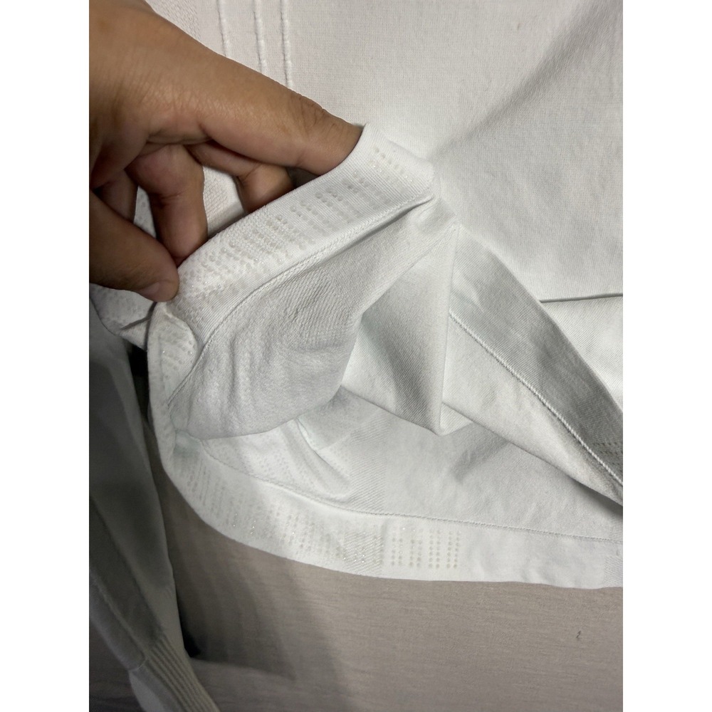 Quince Womens L White Long Sleeve Active Top Athletic Yoga Gym Stretch Shirt - Picture 8 of 8